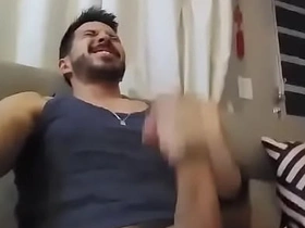 Mestiço (japonês brasileiro) batendo uma! japanese gay porn brother