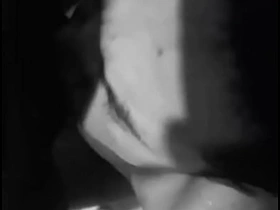 Botando Japonês pra mamar no banheiro asian top white gay porn