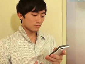 サッカー歴8年のノンケがホテルで「友達にバレたらやばい・・」とビビりつつもオナニーしてイっちゃいます♪ gay asian tattoo porn