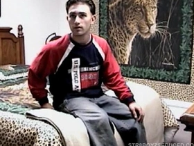 Vinnie Sucks Off Hairy Straight Boy Paulie chinese gay porn dream