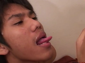 Cocksucking Asian twinks have bareback duo before pissing gay asian freeze porn