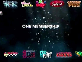 Sucking and fucking in the couch asian gay club porn